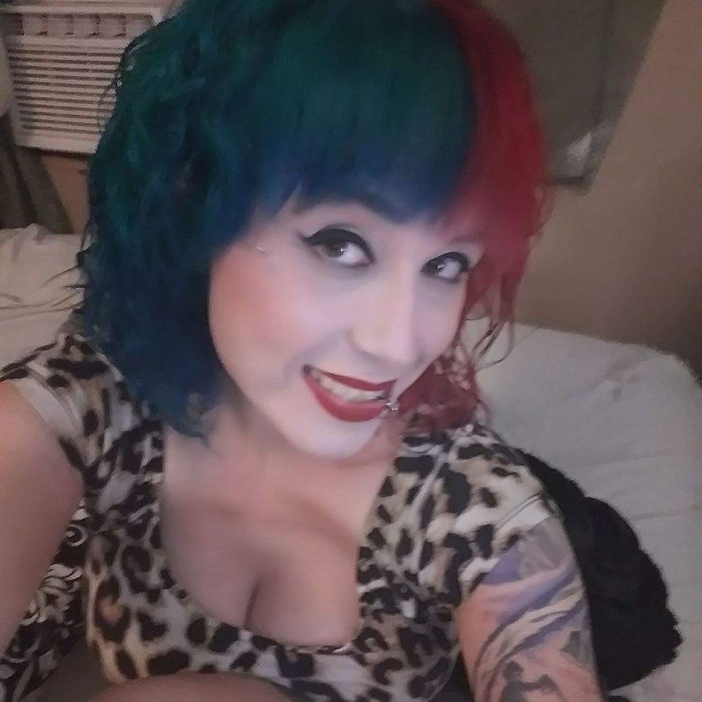 Meet your Posher, Andrea